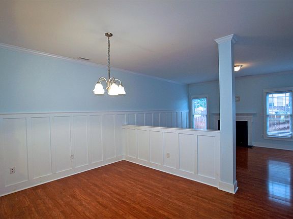 3rd image of 1103 Bungalow Park Dr