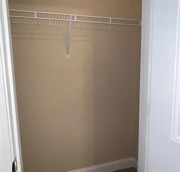 241 Miller St NE — Photo 8