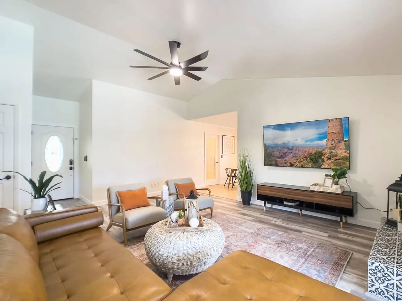 3 bed, 1439 sqft, $3,800 — Photo 4