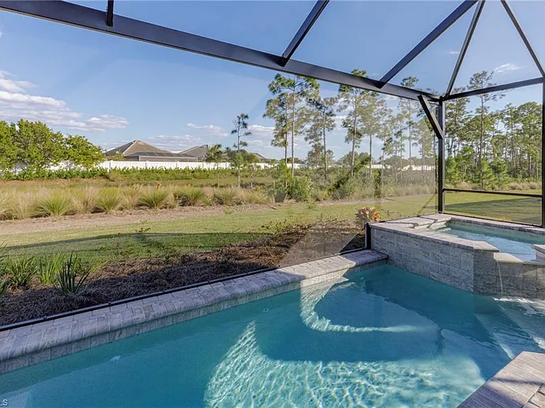 8912 Calypso Ct — Photo 5