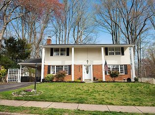 7121 Game Lord Dr, Springfield, VA 22153