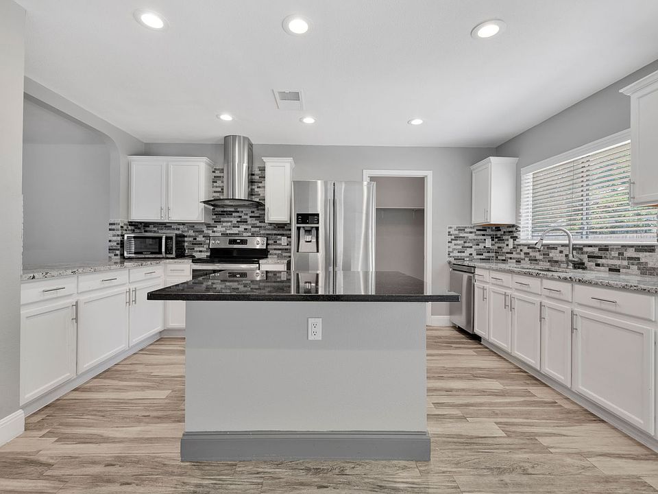 1st image of 10322 Westfield Pl