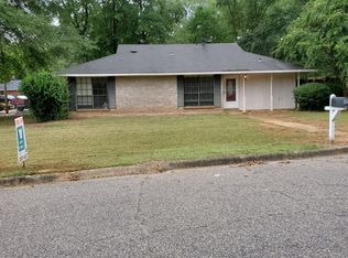 5663 Lynnhurst Ln, Montgomery, AL 36117