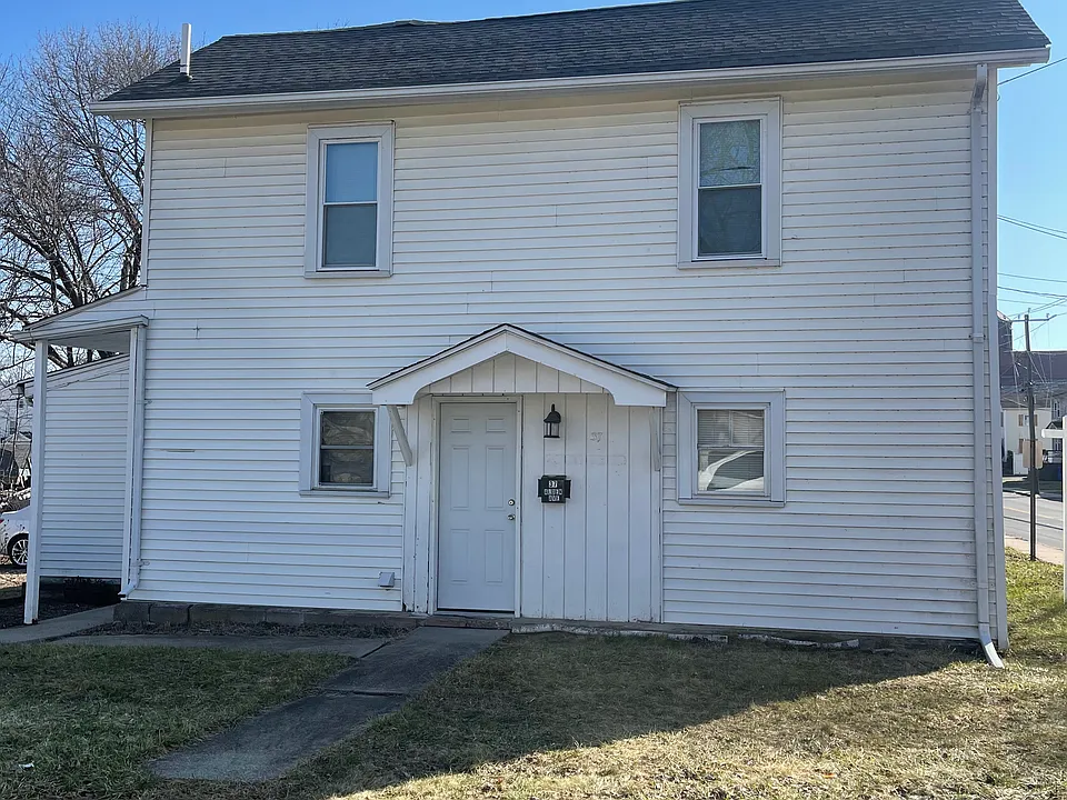 60 Lincoln St #2