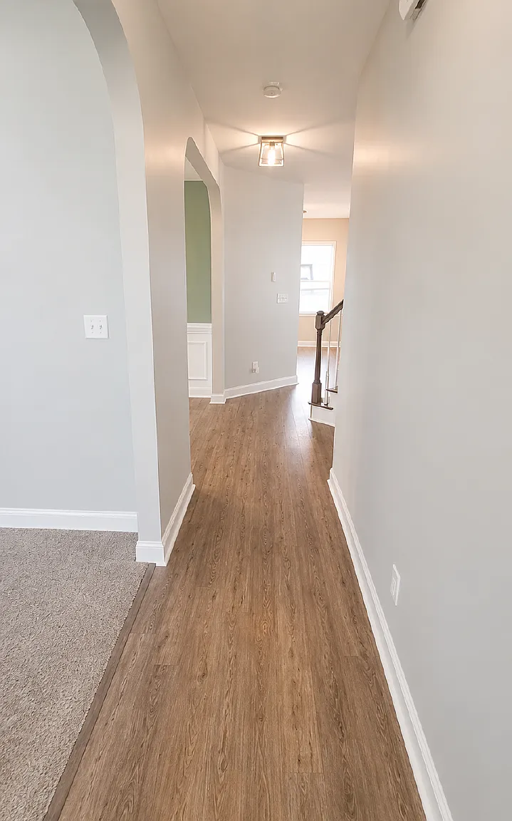 4 bed, 2.5 bath, 2256 sqft, $2,150 — Photo 2