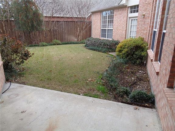 4th image of 4557 Saint James Dr