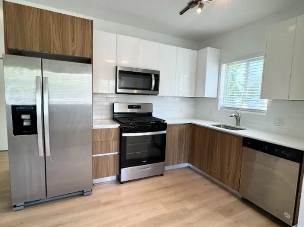 1035 9th St APT 11, Miami Beach, FL 33139