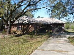 10011 Sunday St, Cantonment, FL 32533