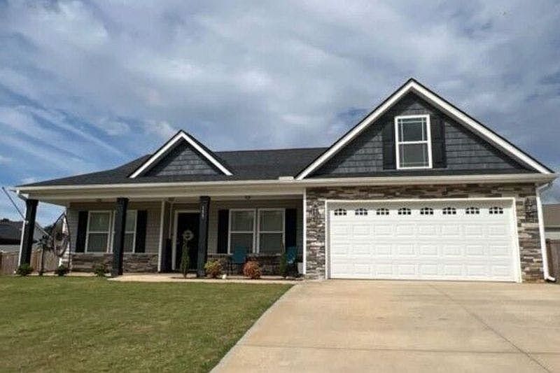 1st image of 155 Pheasant Ridge Dr