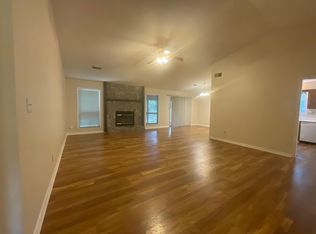 11241 Peppertree Ln, Charlotte, NC 28277