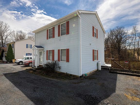 2nd image of 49 White Oak Dr