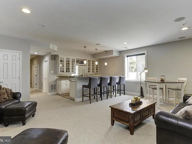 8898 Tawes St — Photo 28
