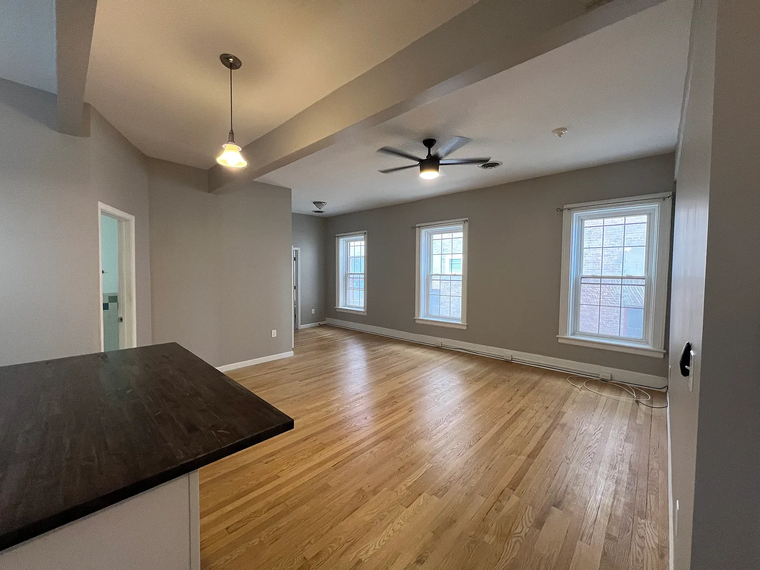 2 bed, 1100 sqft, $1,675 — Photo 2
