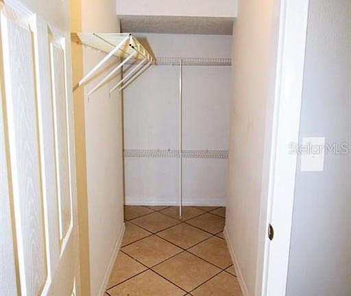 5th image of 2055 Arlington St #2