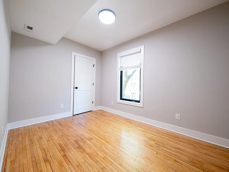 2612 2nd Ave S #3 — Photo 10