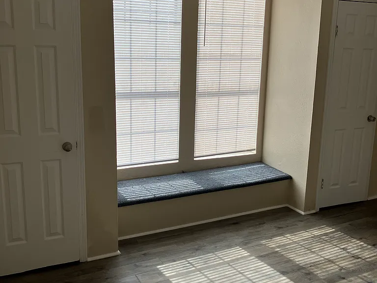 230 W Lee Ave — Photo 15