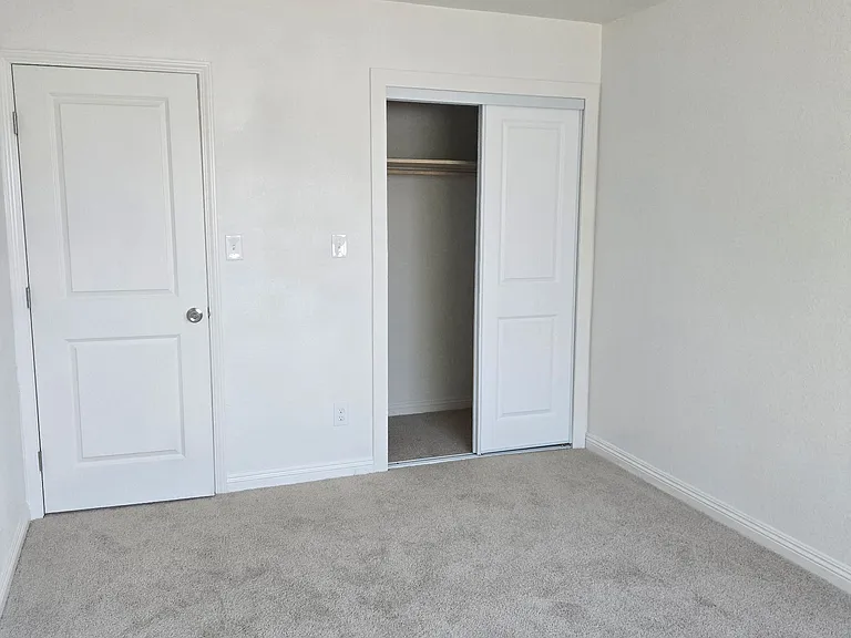 625 Flicker St #625 — Photo 6