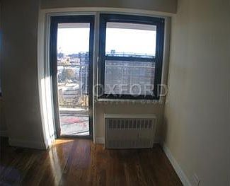 4th image of 2010 Bruckner Blvd APT 4L