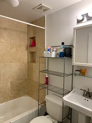 Rented by Douglas Elliman | media 15