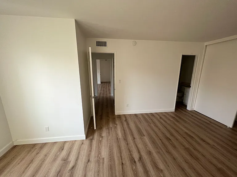 2511 W Sunflower Ave #T12 — Photo 16