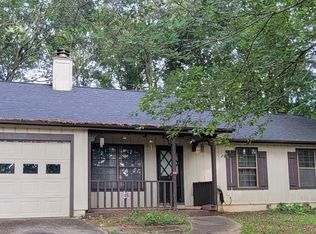 6762 Branchview Ct, Rex, GA 30273