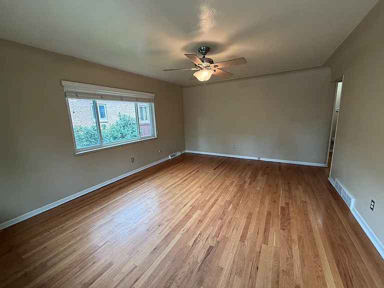 1643 S Grant St — Photo 2