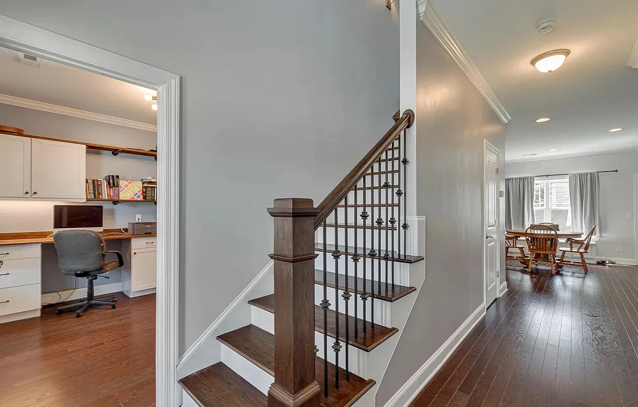 4 bed, 2360 sqft, $2,800 — Photo 3