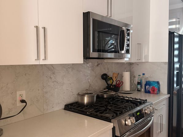 3780 Surf Ave #2