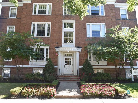 2nd image of 2635 N Moreland Blvd APT 204