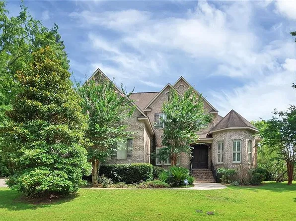 9205 Redberry Dr, Mobile, AL 36695