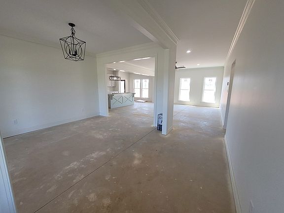 4th image of 137-165 Blue Oak Way