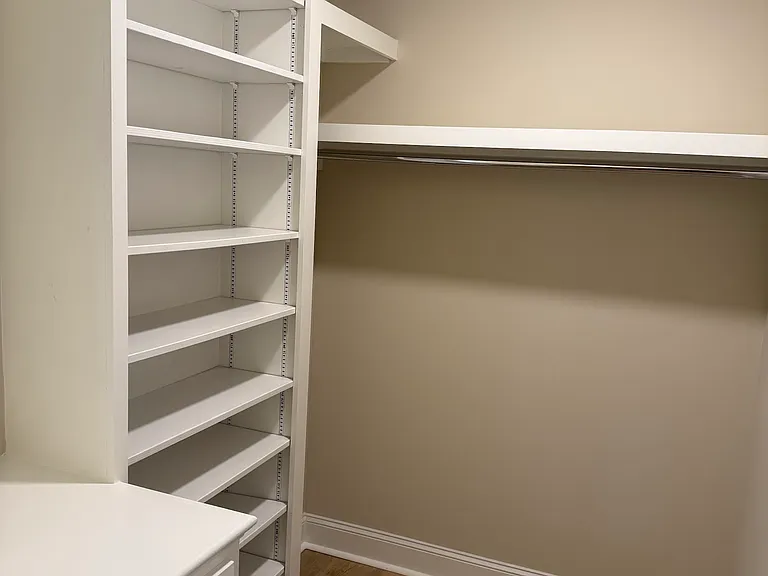 238 Cloverdale Pl — Photo 17