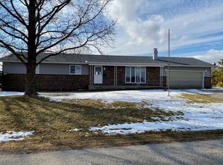 1008 Courtland St, Saybrook, IL 61770