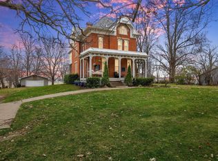 320 East St, Tipton, IA 52772