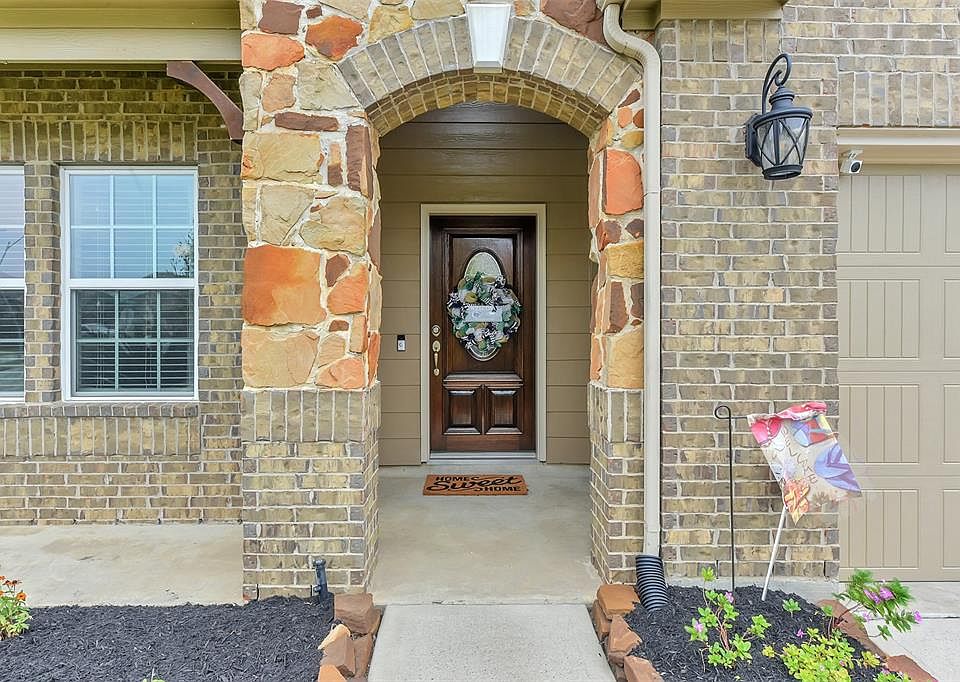2nd image of 22415 Windbourne Dr
