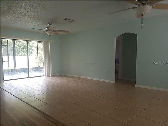 5th image of 2811 Narcissus Dr