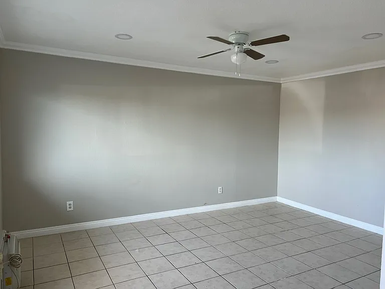 408 Devener St — Photo 3
