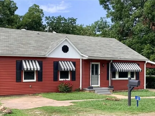 67 W 5th St, Booneville, AR 72927