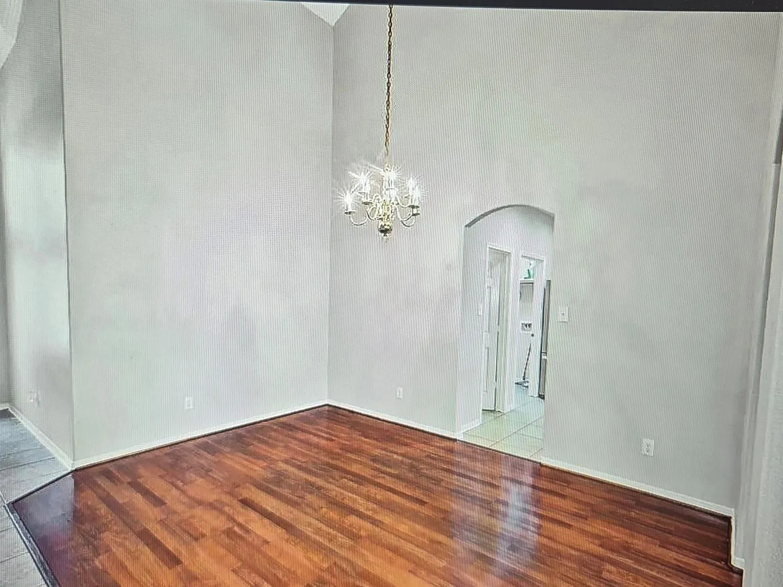 4 bed, 2.5 bath, 3102 sqft, $2,600 — Photo 3