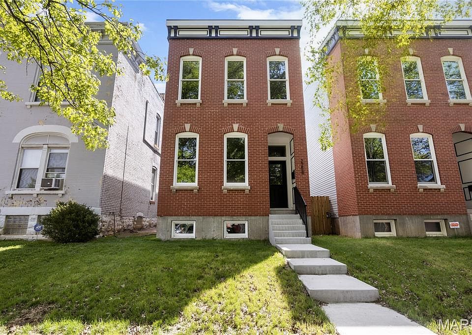 1st image of 2258 S Jefferson Ave