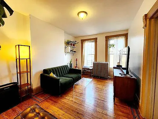 Rented by Brooklyn Property Group LLC | media 21