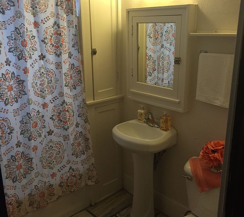 1st image of 2628 N Stowell Ave APT 3
