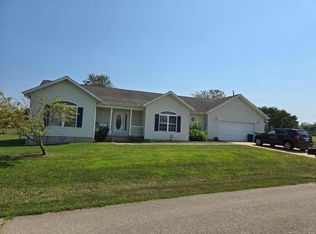 111 Magnolia Dr, Piedmont, MO 63957