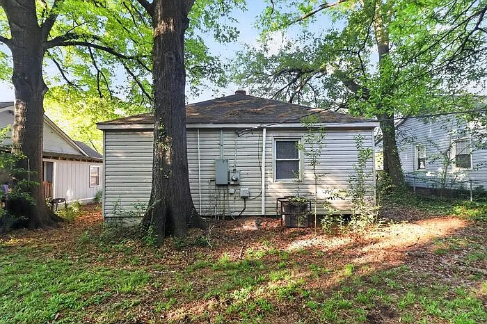 420 Plymouth Ave — Photo 29