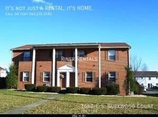 1660C S Burkwood Ct, Harrisonburg, VA 22802