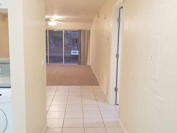 4th image of 621 SW 47th Ter APT 101