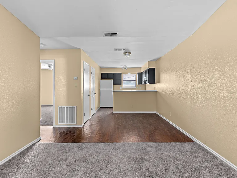 Northridge Apartments — Photo 13