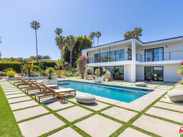 6320 Via Cataldo St, Malibu, CA 90265