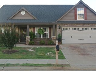 891 Vandenburg Dr, Boiling Springs, SC 29316