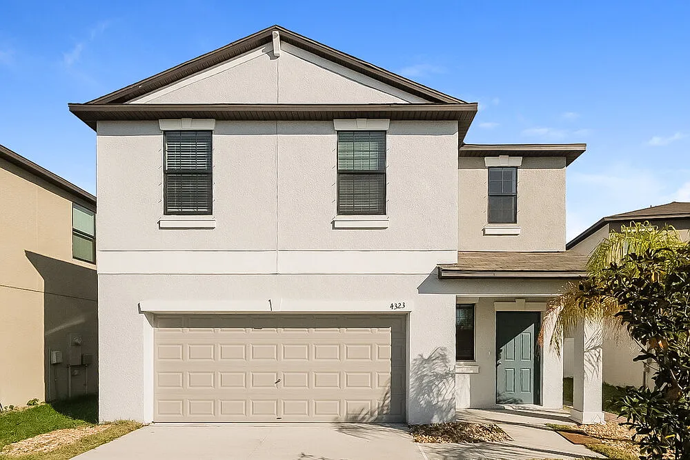 4 bed, 2.5 bath, 1914 sqft, $2,710 — Photo 1